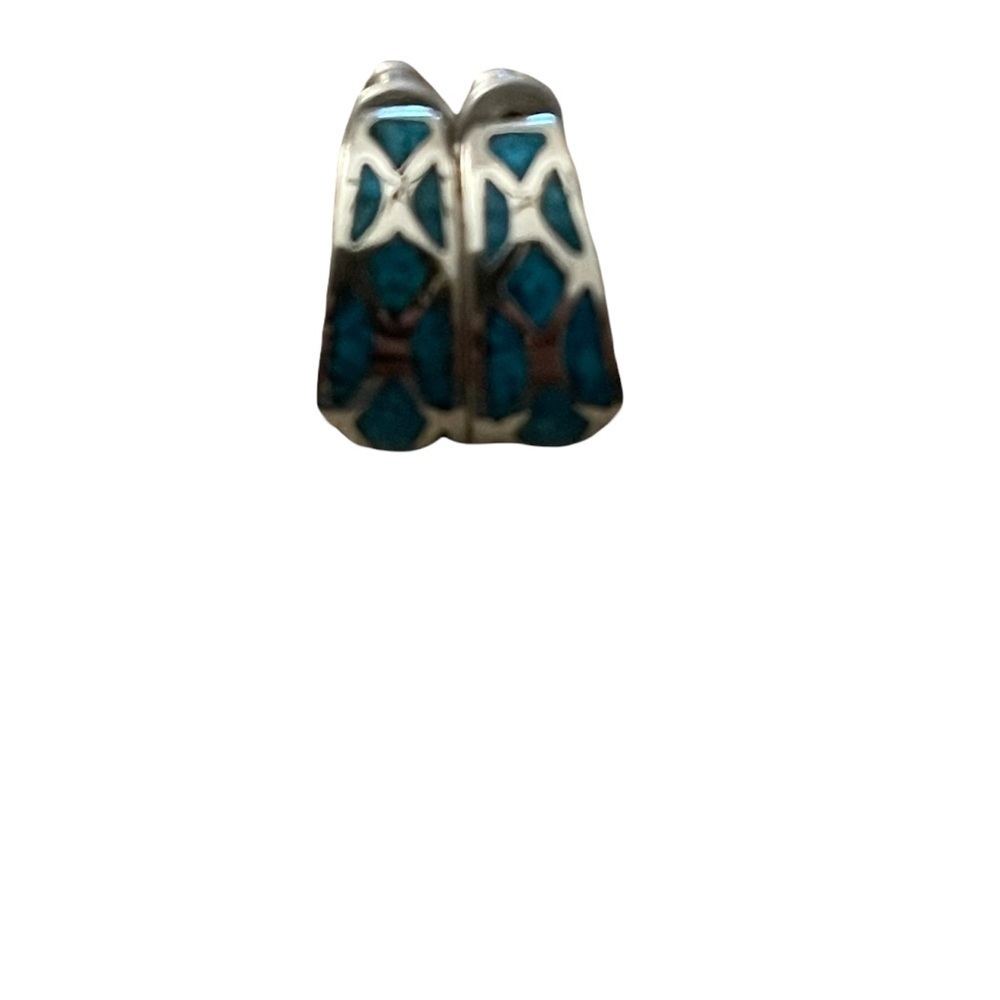Earring - Picture 4 of 6